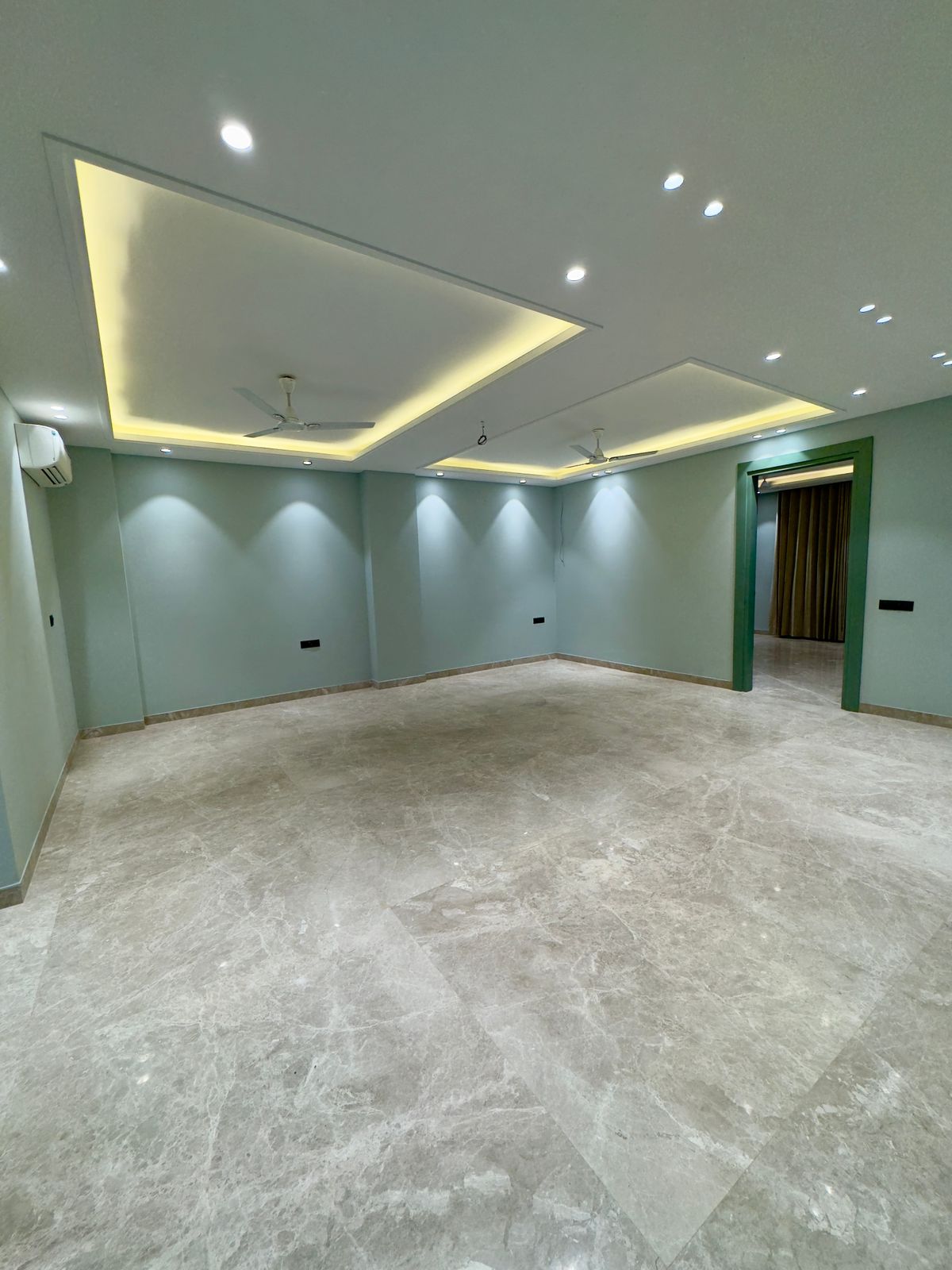 3 BHK Builder Floor for Rent in DLF Phase 3, Gurgaon