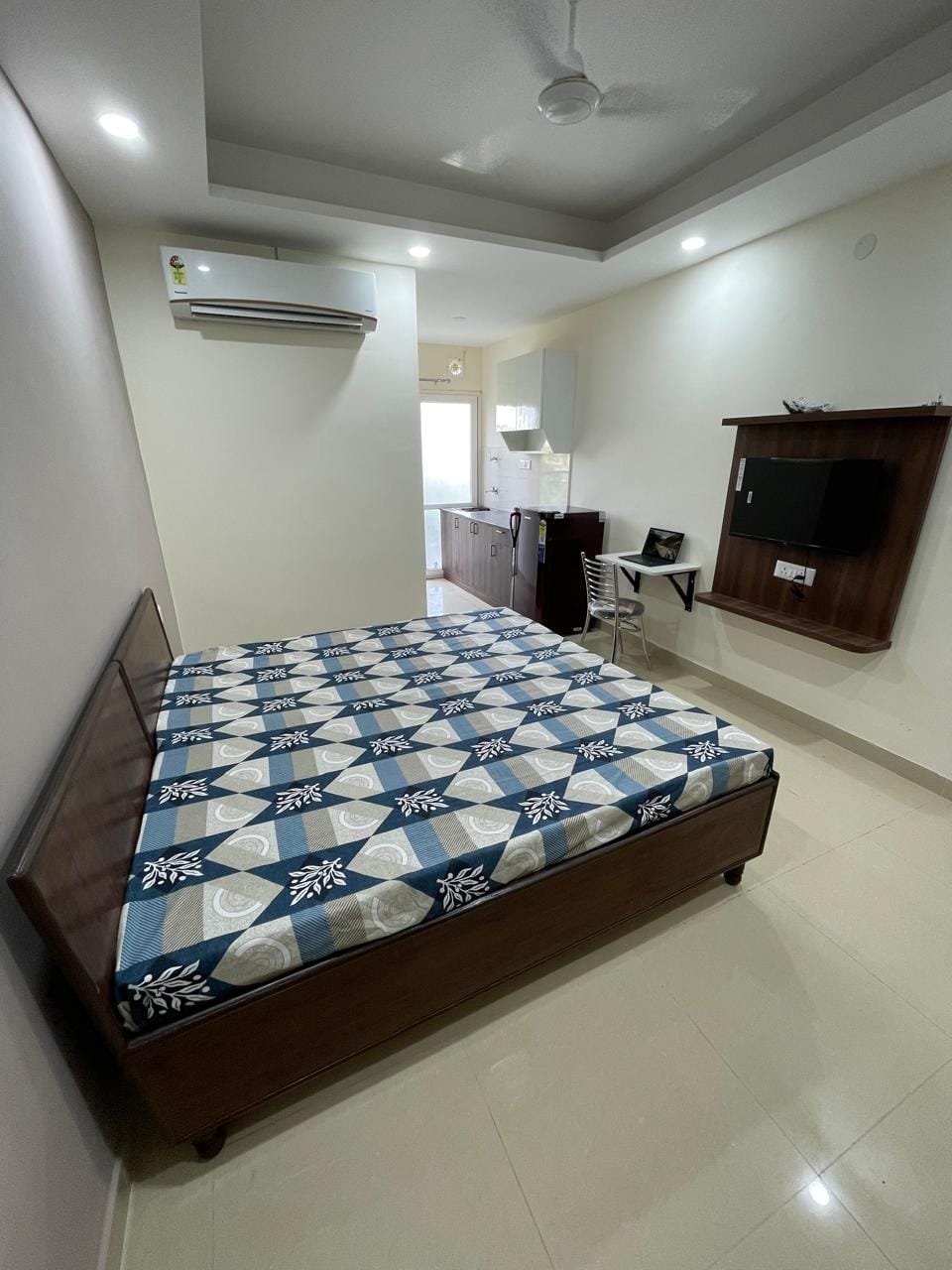1 RK Fully Furnished Flat for Rent in Sector 28, Gurgaon