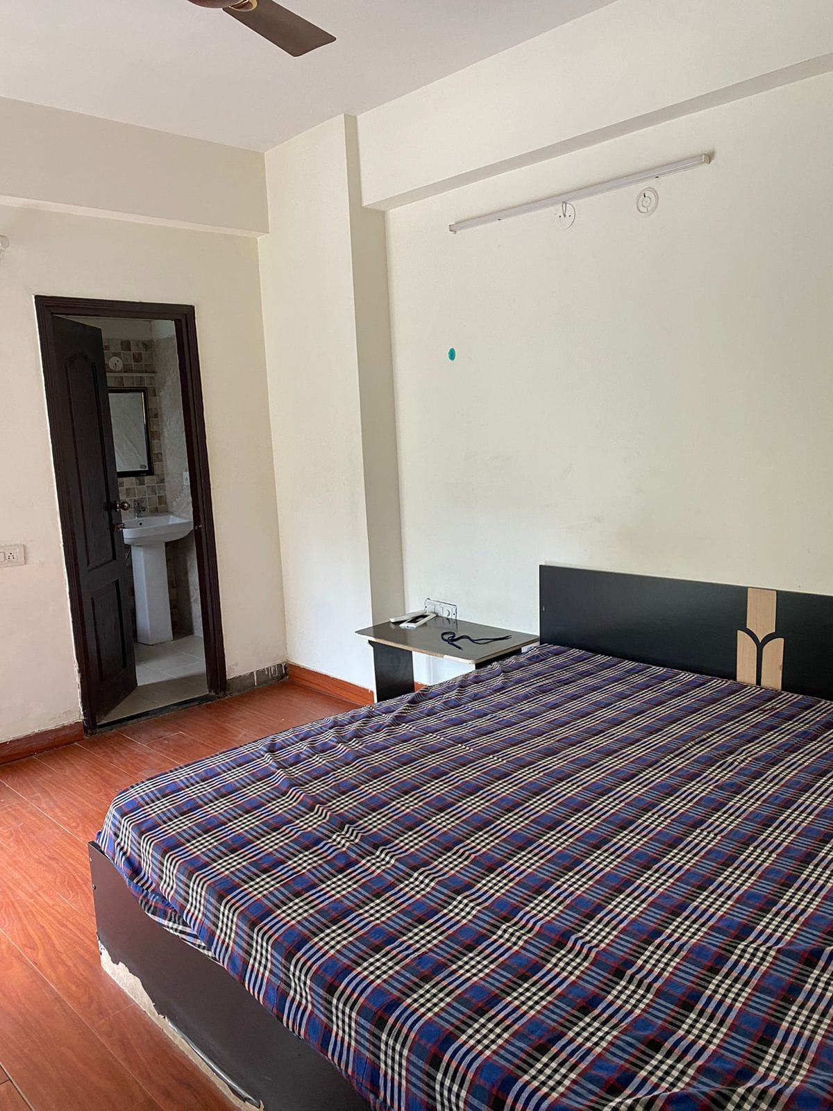 2BHK Flats on Rent in Sector 75, Noida | Affordable Luxury